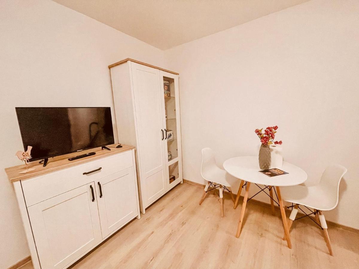 טימישוארה Lovely Apartment In A Quiet Area - Spitalul Judetean L5 מראה חיצוני תמונה